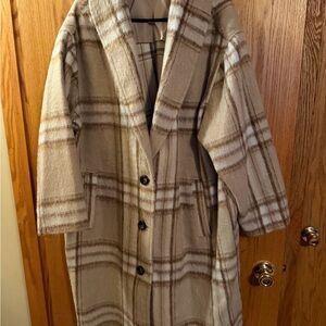 Old Navy Tan Plaid Flannel Coat. Long length. Heavy coat.